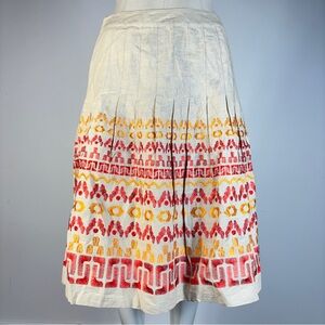 NWT Peter Nygard Collection Midi  Embroidered Pleated Skirt 6